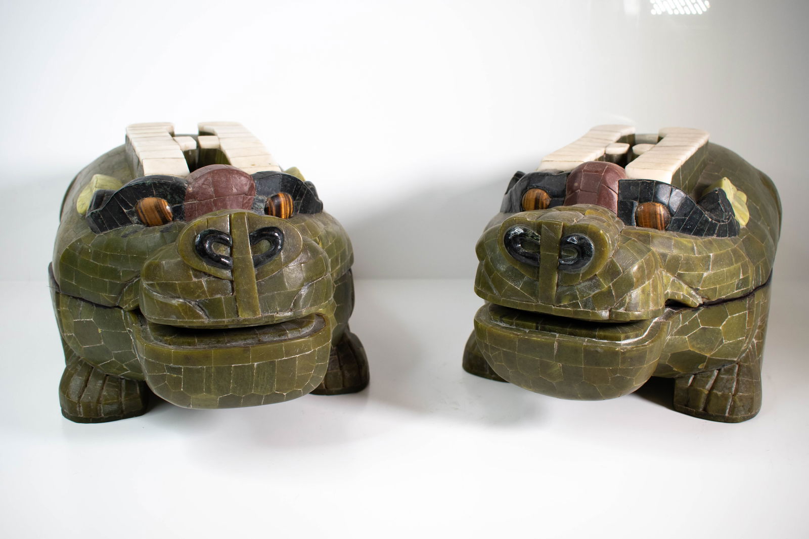 Chinese Carved Stone Foo Dog Boxes (1 of 7)
