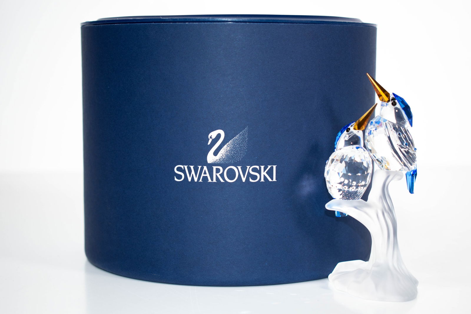 Swarovski Crystal Figurine MALACHITE KINGFISHERS: Swarovski Crystal Figurine MALACHITE KINGFISHERS 623323 / 7621 000 001 Approximately 4"H ****We Offer In-House Shipping***