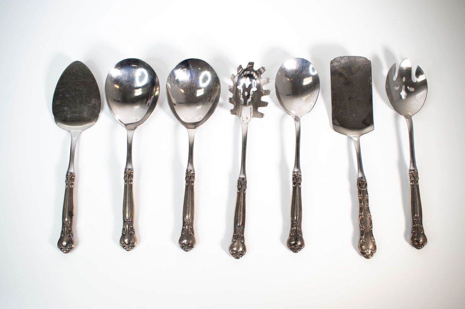 Gorham Sterling Silver Serving Pieces: All Gorham with sterling handles. ****We Offer In-House Shipping*** Approximately 12"L