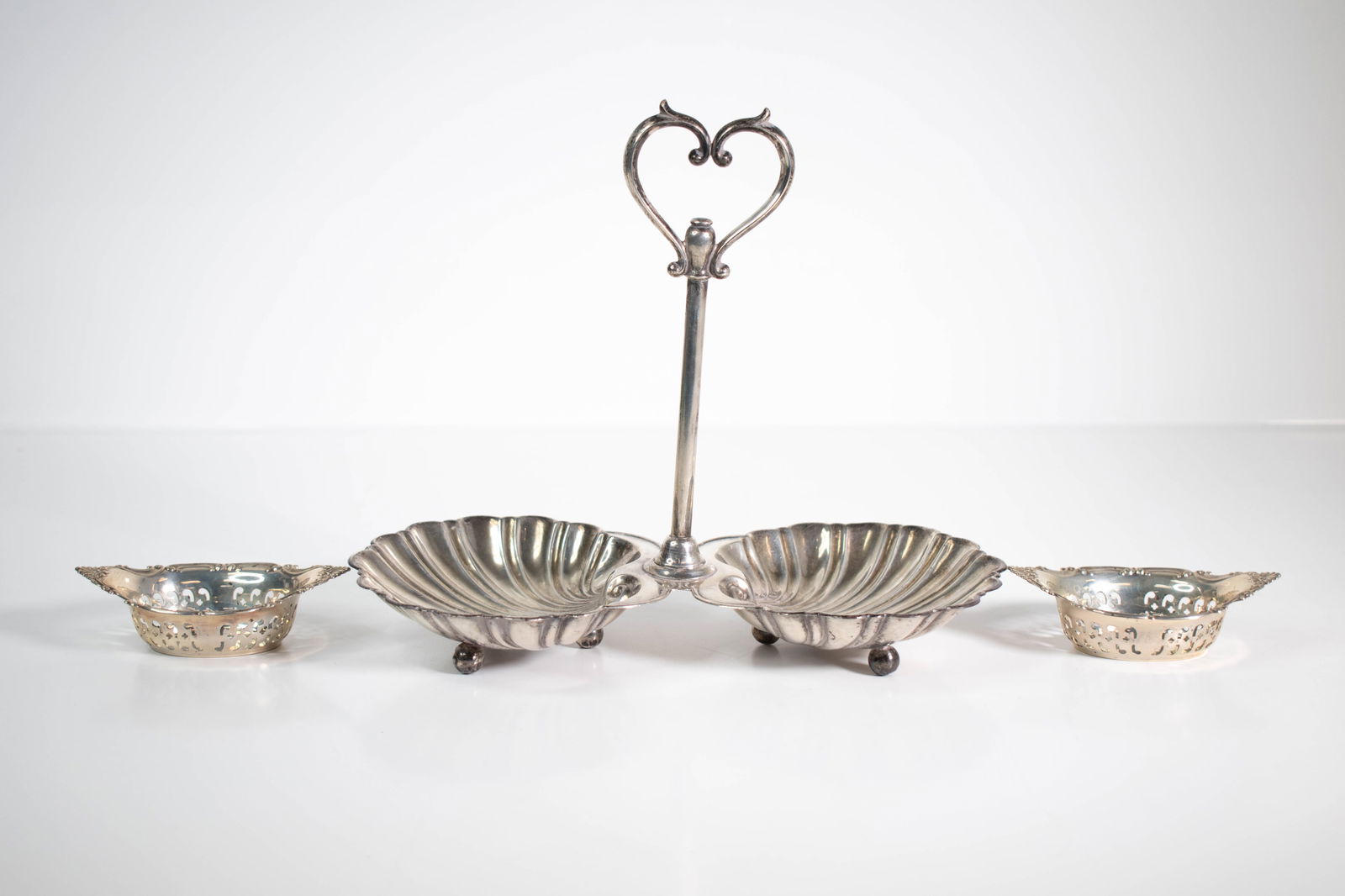 Gorham Sterling Silver Server & Nut Dishes: Gorham silver and more, weighing: ****We Offer In-House Shipping*** weighs approx. 8.35ozt