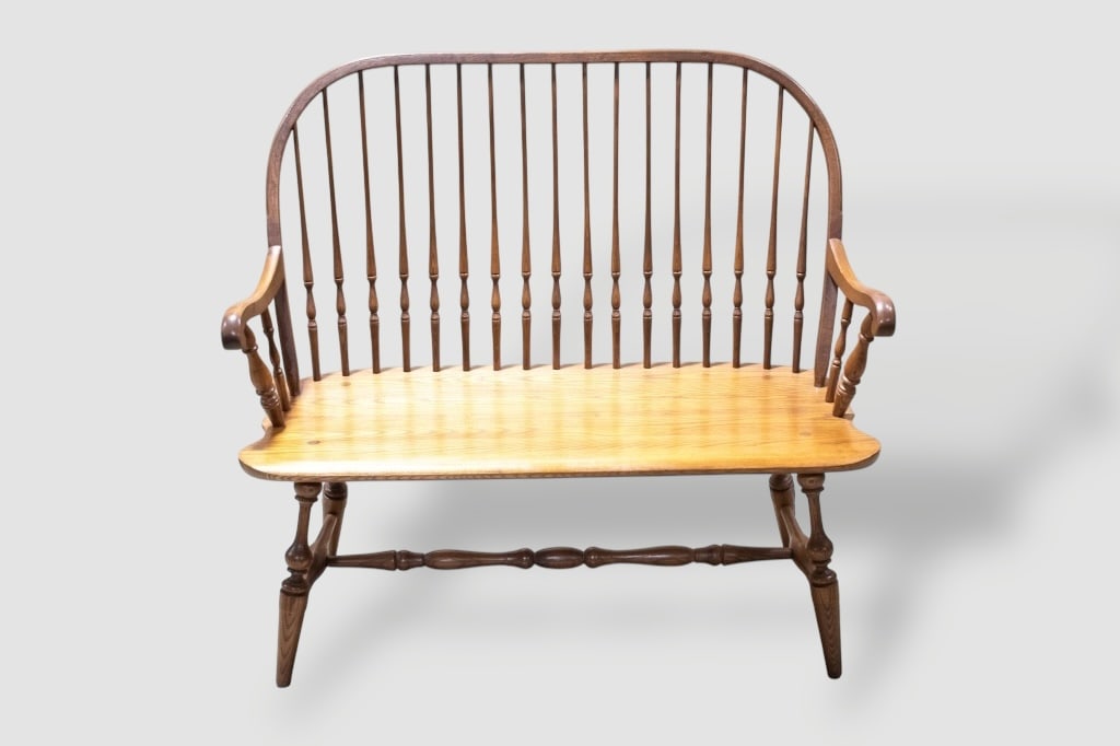 Windsor Settee (1 of 3)