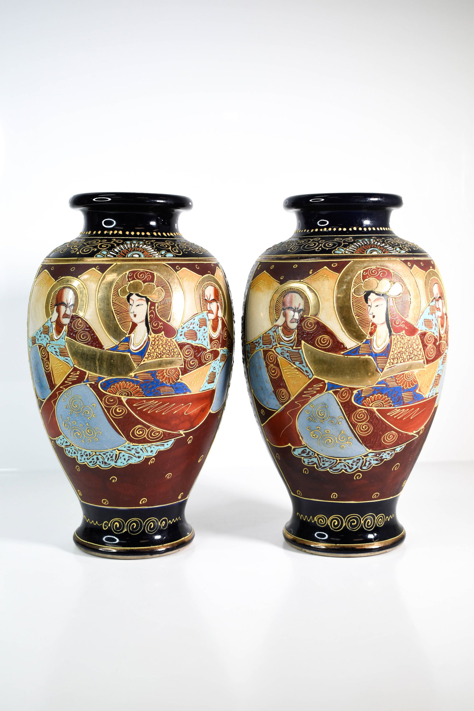Large Pair of Japanese Satsuma Vases (1 of 7)