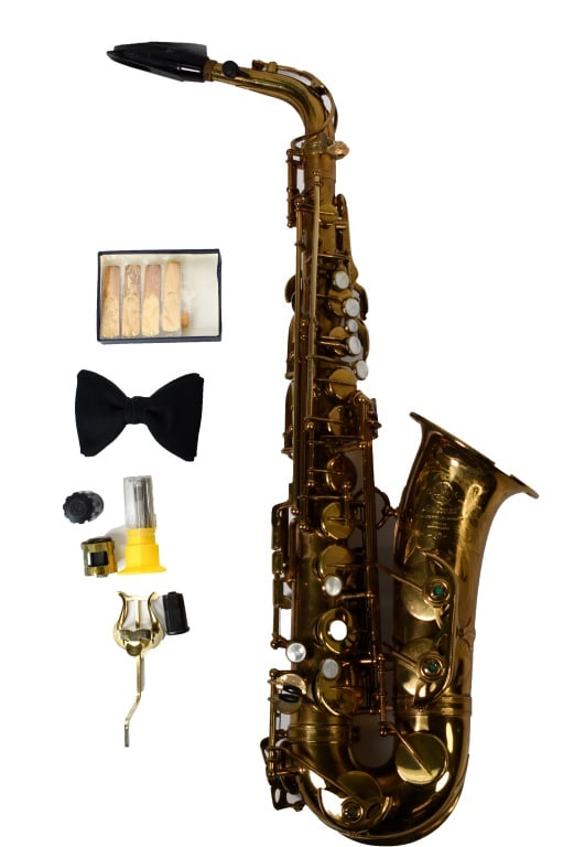 Classic Selmer Paris Saxophone Mark VI: A super fine Selmer Saxaphone, Paris. Selmer Saxaphone was founded by Henri Selmer in Paris, France in 1885 Known for Precise craftsmanship, rich tone, and durable design. Very Highly sought after,