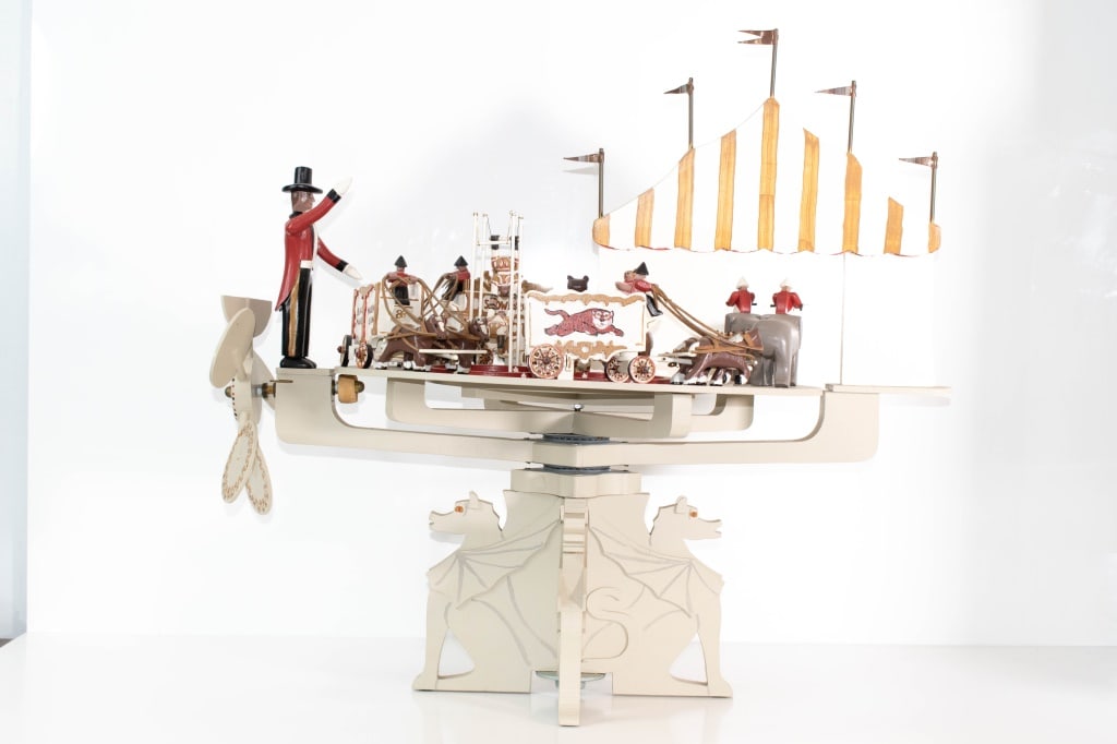 Large Russell Snow Tramp Art Whirligig (1 of 10)