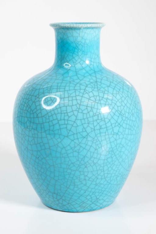 Chinese Porcelain Vase: A nice Chinese Robin's egg blue vase Height 9" ****We Offer In-House Shipping***