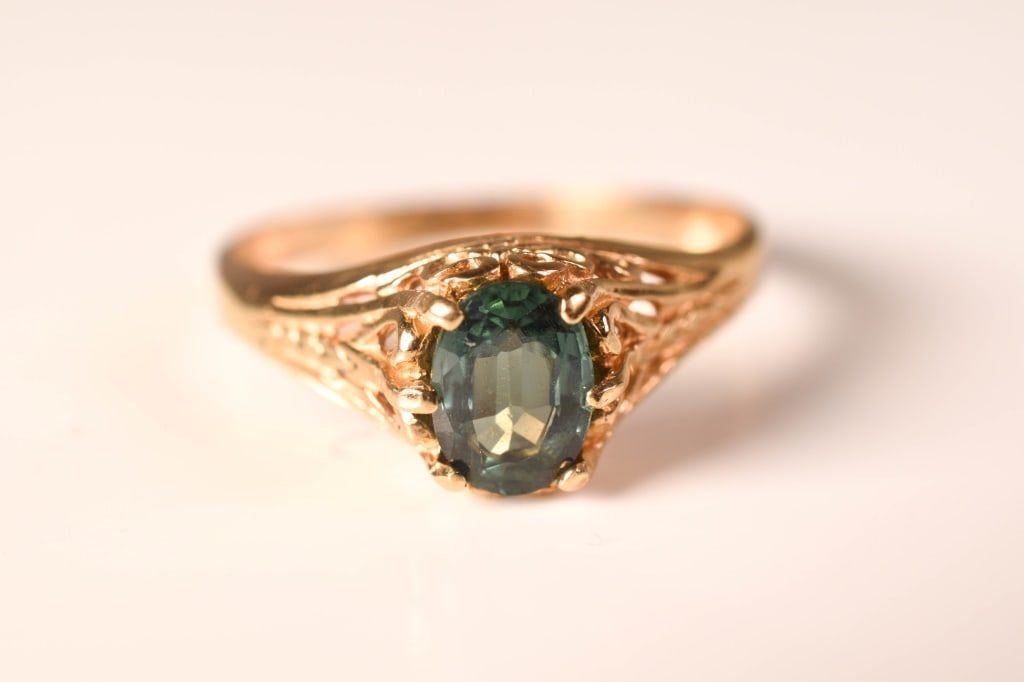 14K Gold & Tourmaline Ring 2.6 Grams (1 of 5)