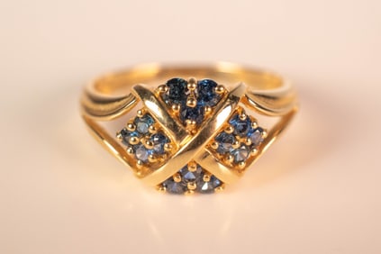 14K Gold & Sapphire Ring 3.7 Grams