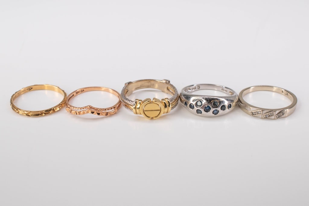 14K Gold Rings 11.8 Grams (1 of 7)