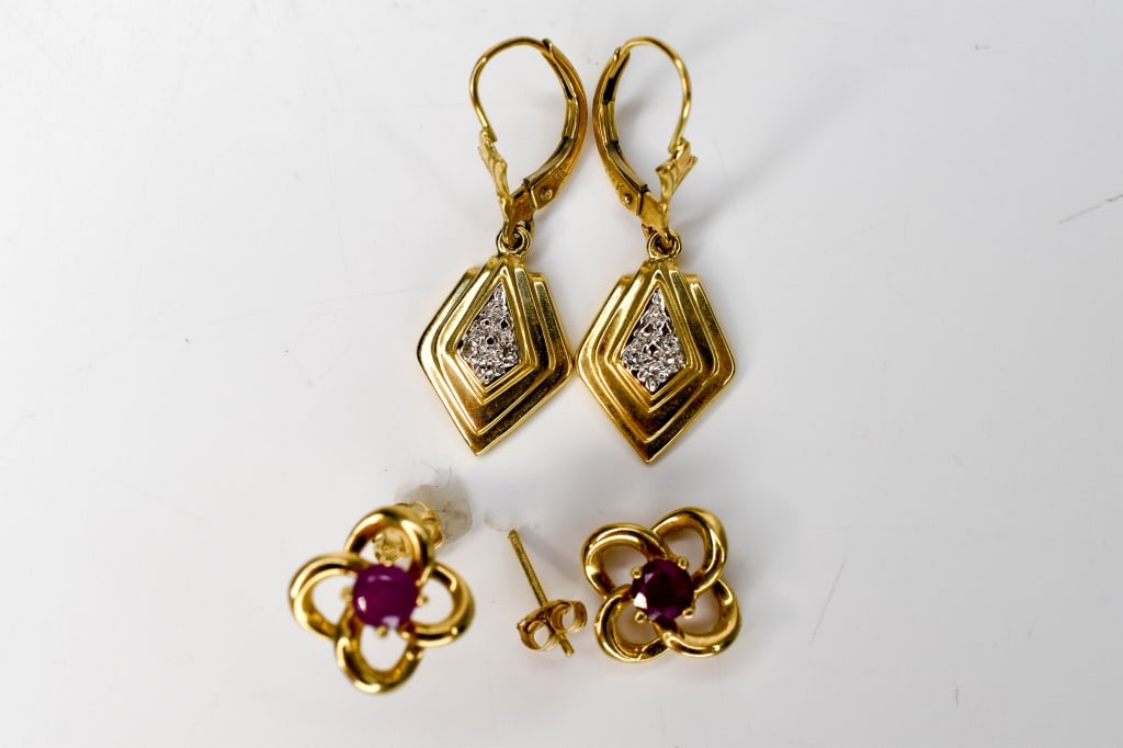14K Gold, Ruby & Diamond Earrings 4.3 Grams (1 of 5)