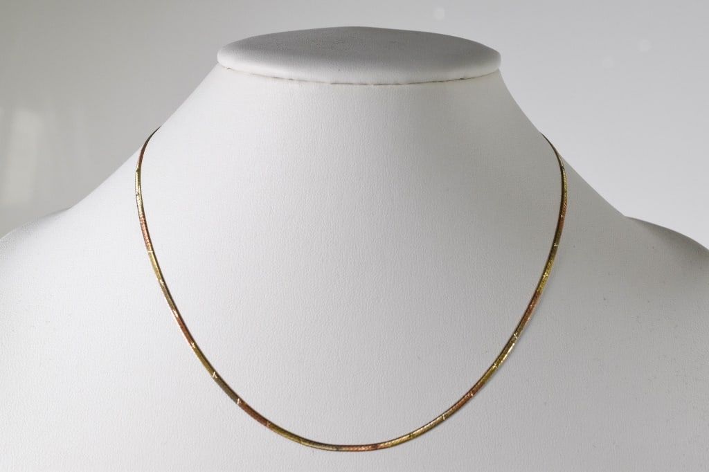 14K Gold Necklace 16" 3.4 Grams (1 of 3)