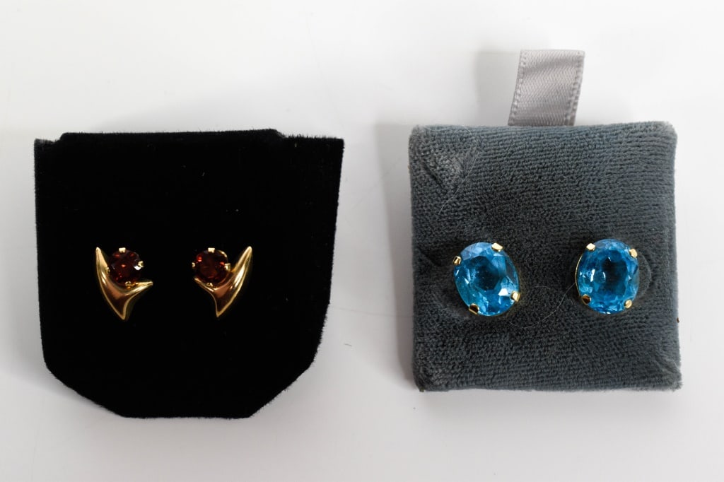 Garnet & Topaz Earrings (1 of 4)