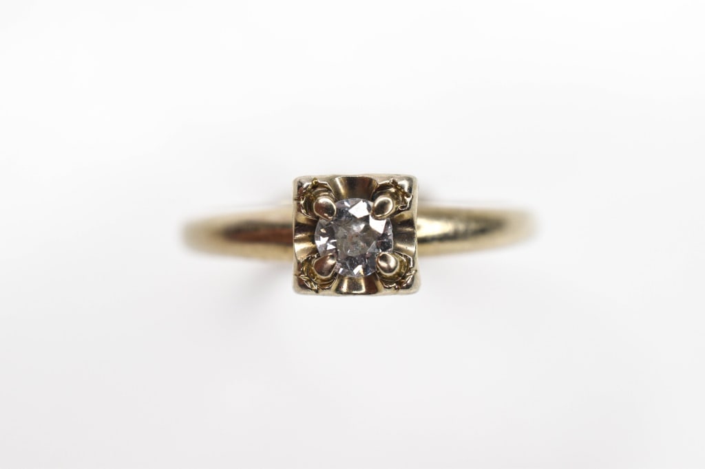 14K Gold & Diamond Illusion Setting Ring (1 of 6)