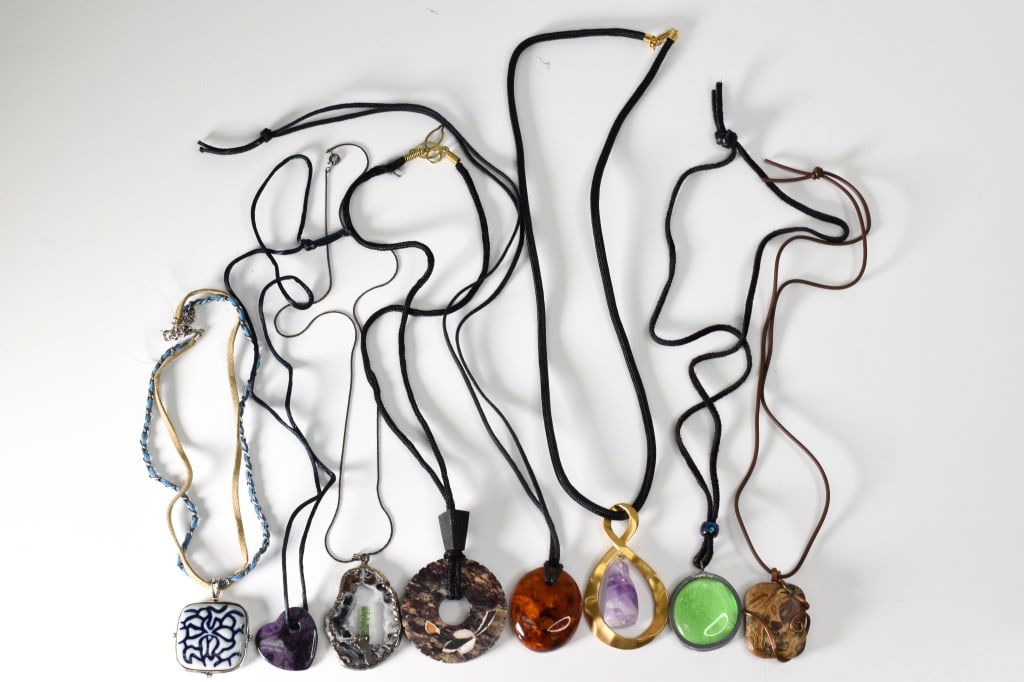 Leather & Natural Stones Necklaces (1 of 5)