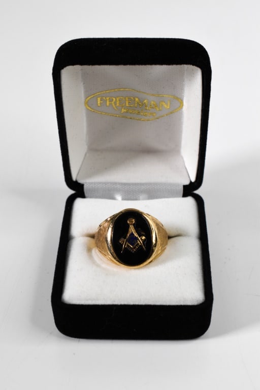 10K Gold Onyx & Enamel Masonic Ring (1 of 6)