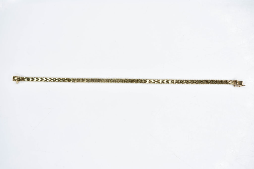 14K Gold Bracelet: 14K bracelet