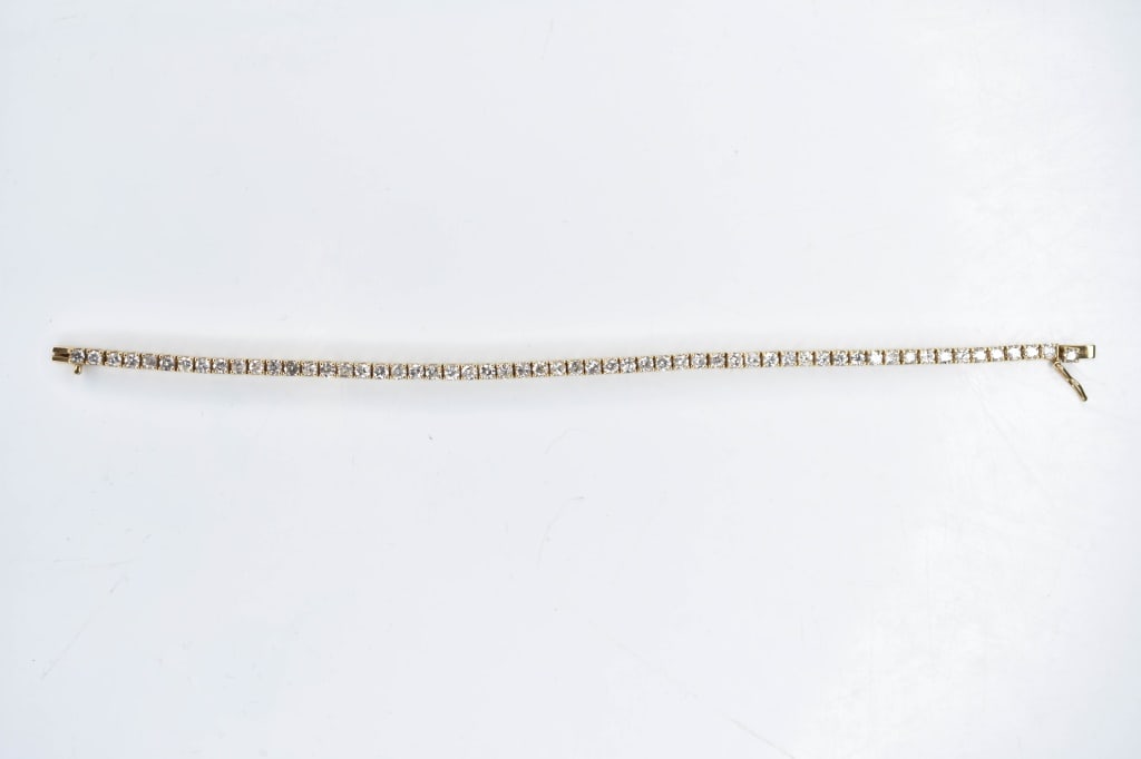 14K Gold & Diamond Tennis Bracelet 2.85 Carats (1 of 4)