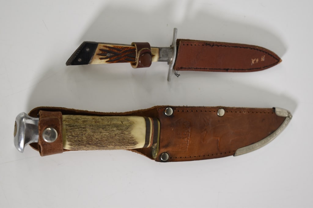 Stag Handled Fixed Blade Knives (1 of 9)