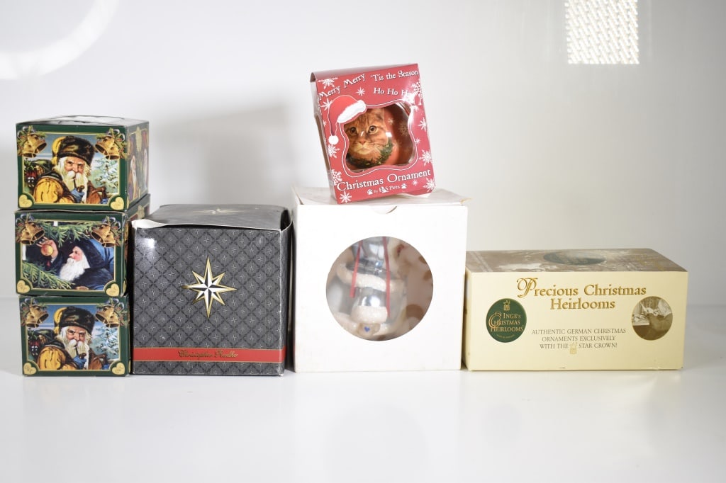 Various Glass Christmas Ornaments (1 of 5)