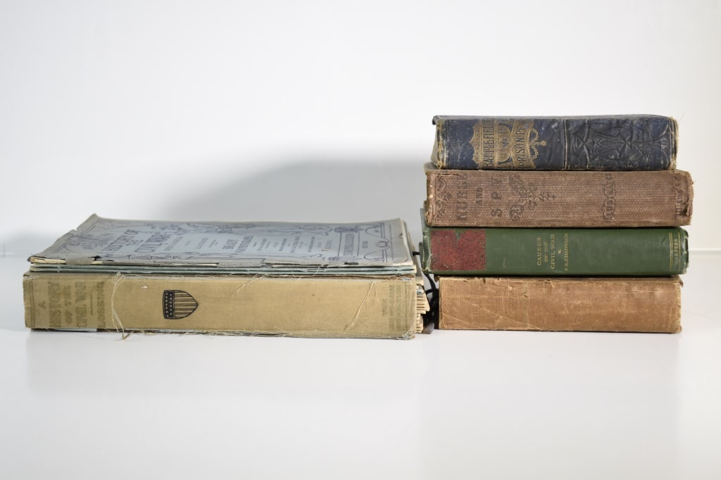 Various Civil War History Books: Covers and spines show wear and damaged. Great for reference. Well used examples. Provenance: Acquired from a single owner private estate collection originating in Gettysburg, Pennsylvania. The collec