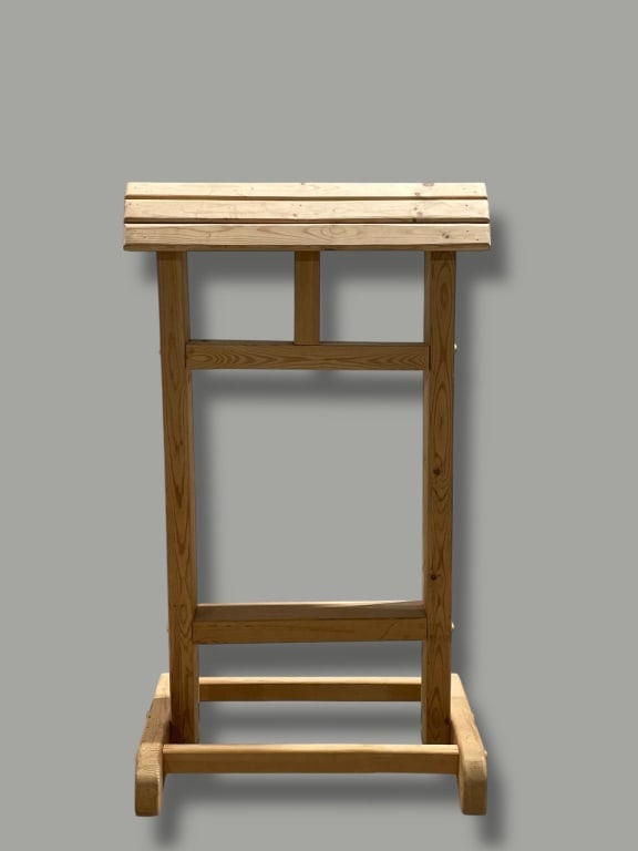 Lectern With Slanted Top - 4