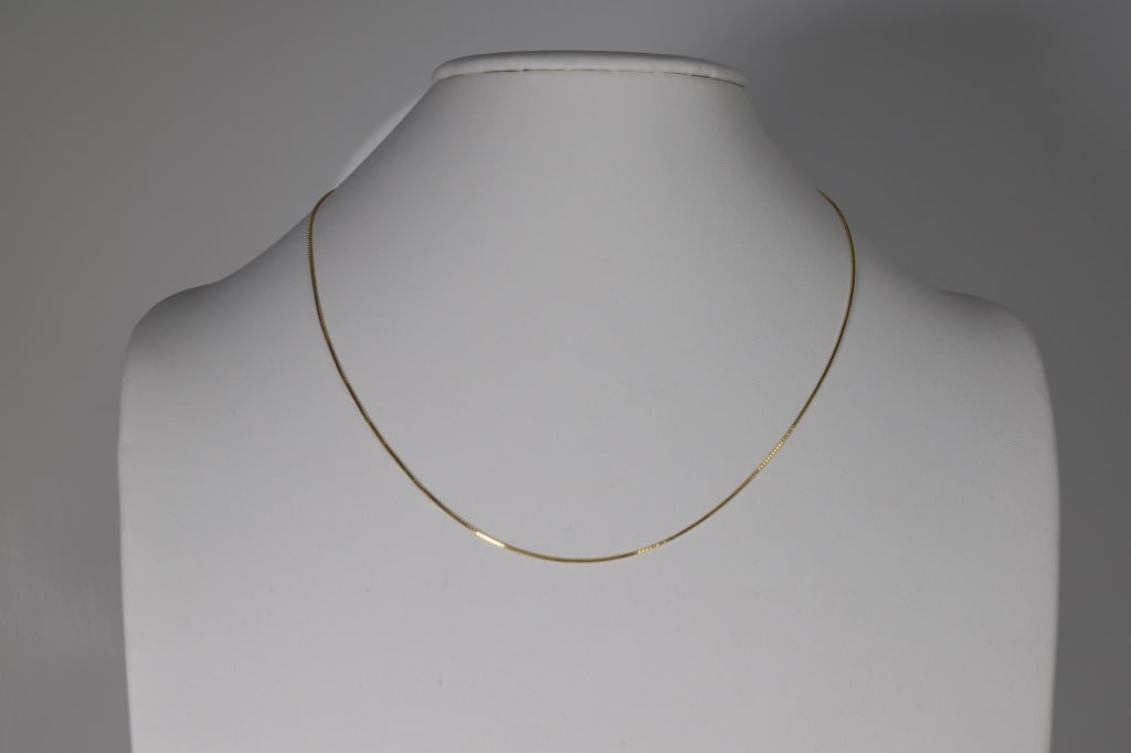 14K Gold Necklace 20"1.9 grams (1 of 4)