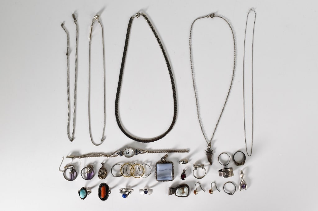 10K Gold Necklace, Sterling and More: sterling incl 4 rings (peridot, tanzanite, lapis), necklace & pendant, amethyst earrings, garnet pendant, amethyst pendant; 10K white gold chain; 2 southwestern sterling rings with coral and tuquoise 