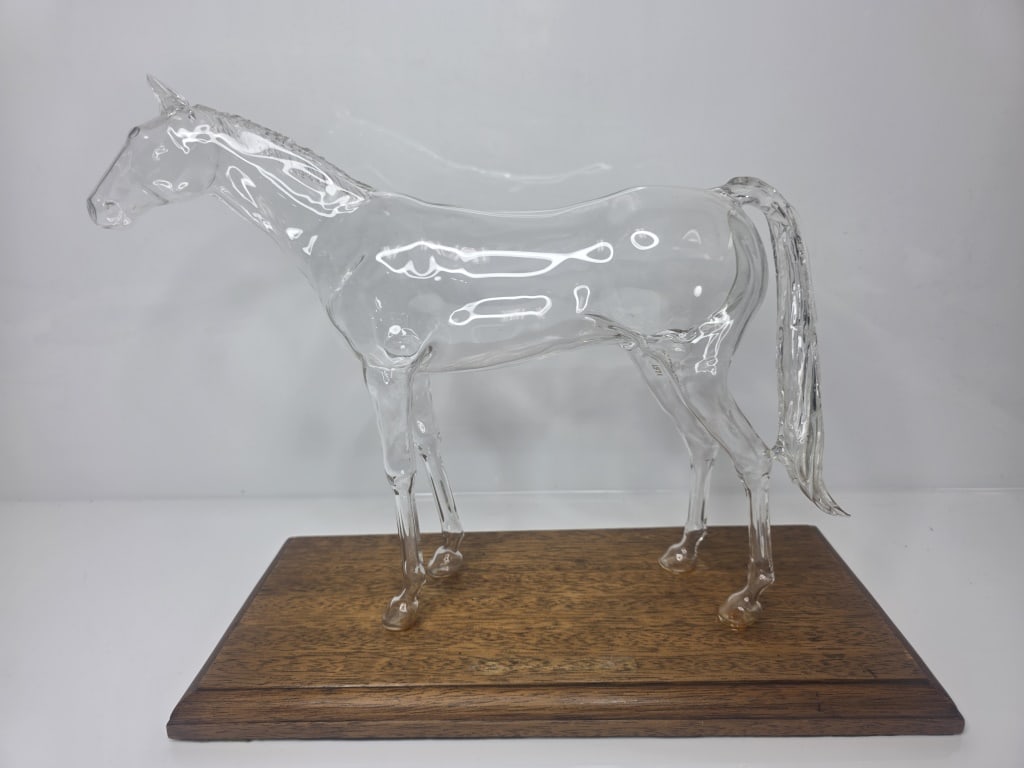 Rare William Cooper "Bold Ruler" Glass Sculpture (1 of 8)
