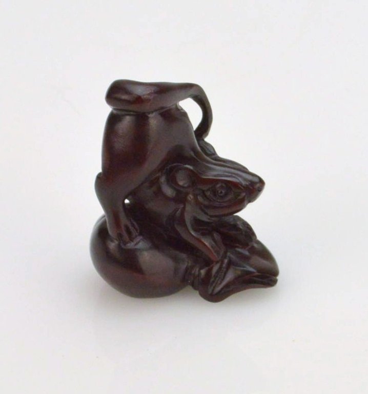 Chinese Hand Carved Wood Rat Netsuke: 2 high x 1 5/8" wide"