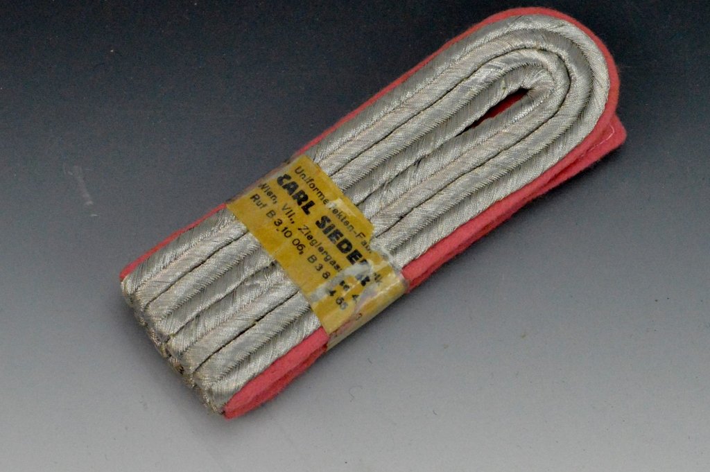 German WWII Panzer Shoulder Boards: German WWII Panzer Shoulder Boards with original Carl Sieder label affixed, in great un-used condition.