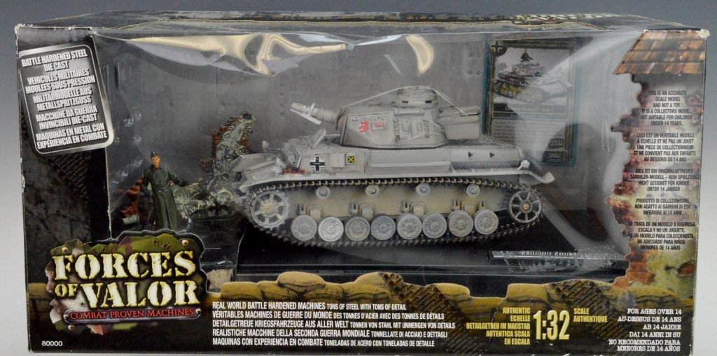Forces of Valor German Panzer IV Ausf. G Model: 1:32 scale Forces of Valor German Panzer IV Ausf. G Model in original box, unopened.