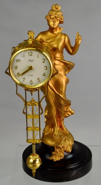Fuji 8 Day Swinger Clock: Measure 12".