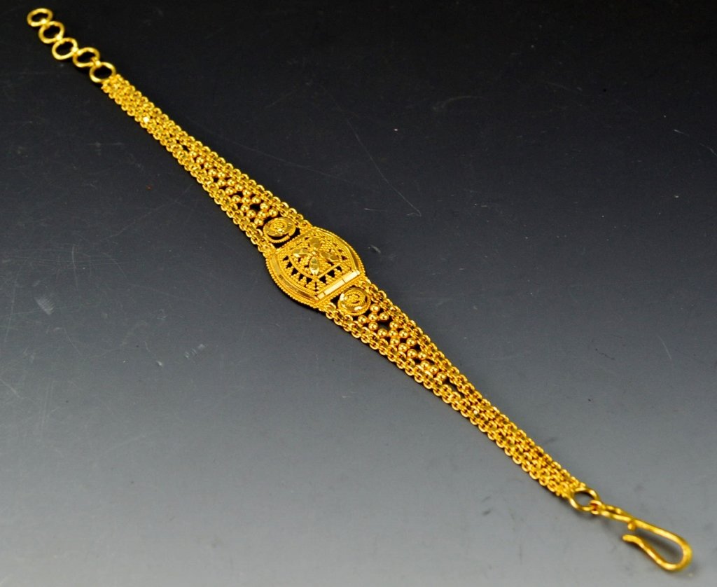 22k Yellow Gold Bracelet (1 of 4)