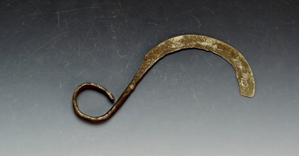 Turkana Ring Knife: A short curved ring knife that was made by the Turkana tribe in Kenya, circa 19th century, Measures: 4.25"