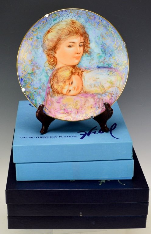 Edna Hibel Christmas Plate Grouping (1 of 5)