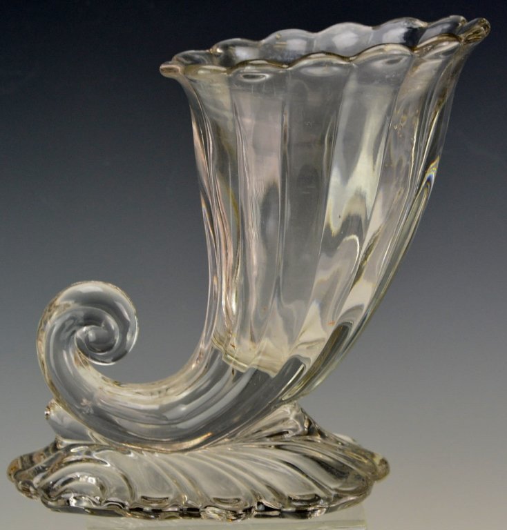 Heisey Glass Cornucopia Vase (1 of 3)