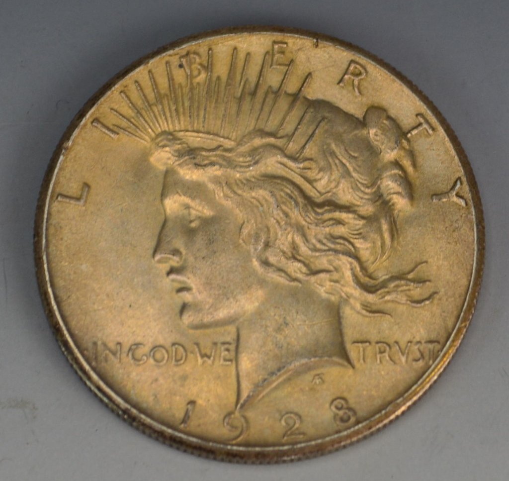 1928 Silver Peace Dollar (1 of 2)