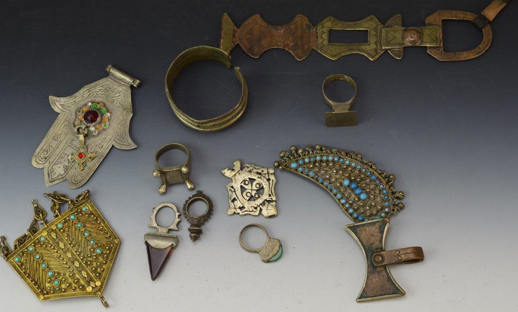 Ottoman or Persian Grouping (1 of 4)