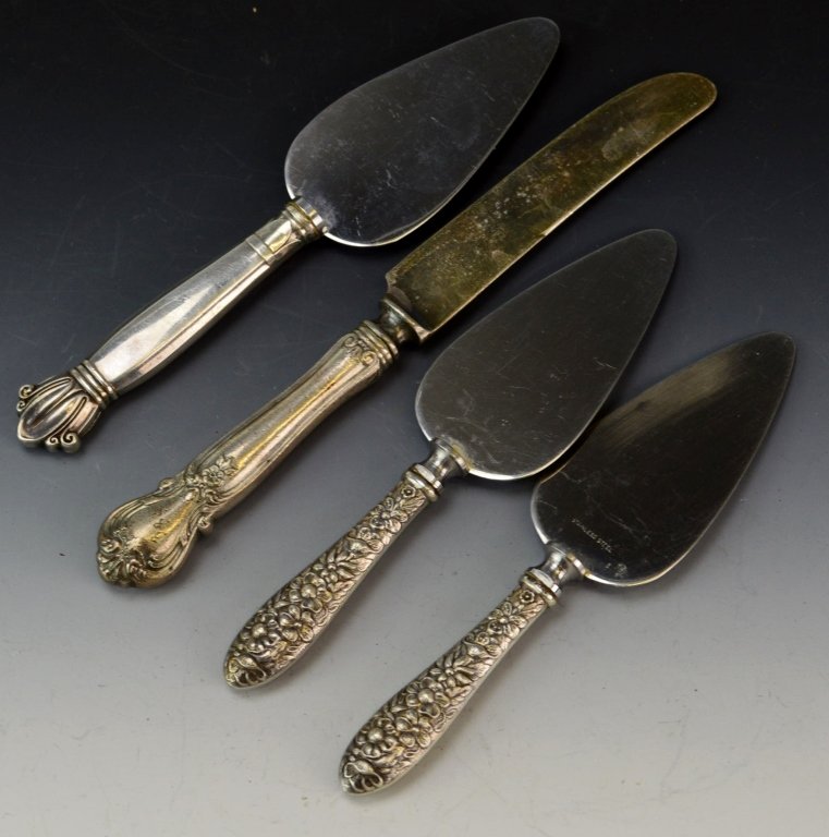 Sterling Repousse Hollow Handled Cake/Pie Servers (1 of 4)