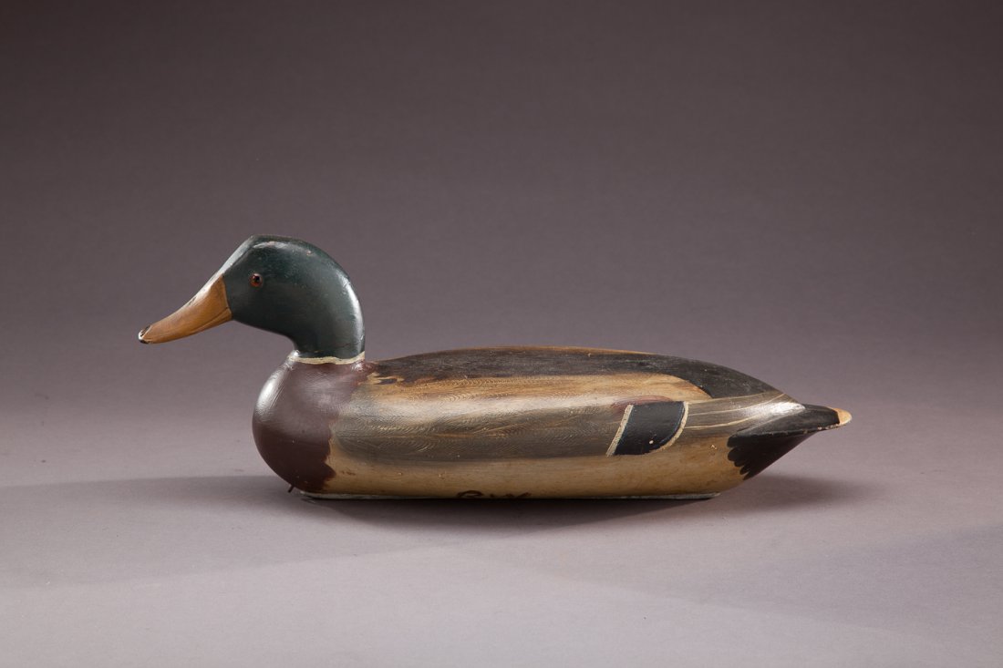 Mallard Drake: Mallard Drake Robert Elliston (1847-1925) Bureau, IL, c. 1915 Re-weighted and repainted by Robert Weeks (1898-1982), Bureau, Illinois, and signed with his painted "RW" initials for use in his personal