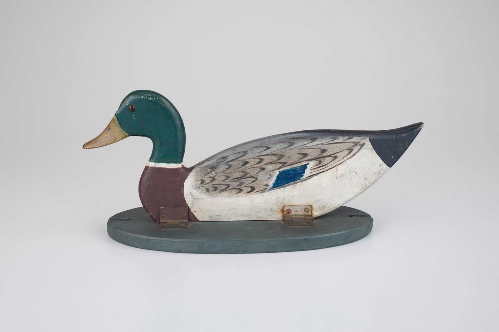 The Masterworks Mallard Silhouette by Charles Walker (1873-1954): The Masterworks Mallard Silhouette Charles Walker (1873-1954) Princeton, IL, c. 1930 17 1/2 in. long A folding hinged decoy that can be tightly packed with its bottom board for easy transport and stor