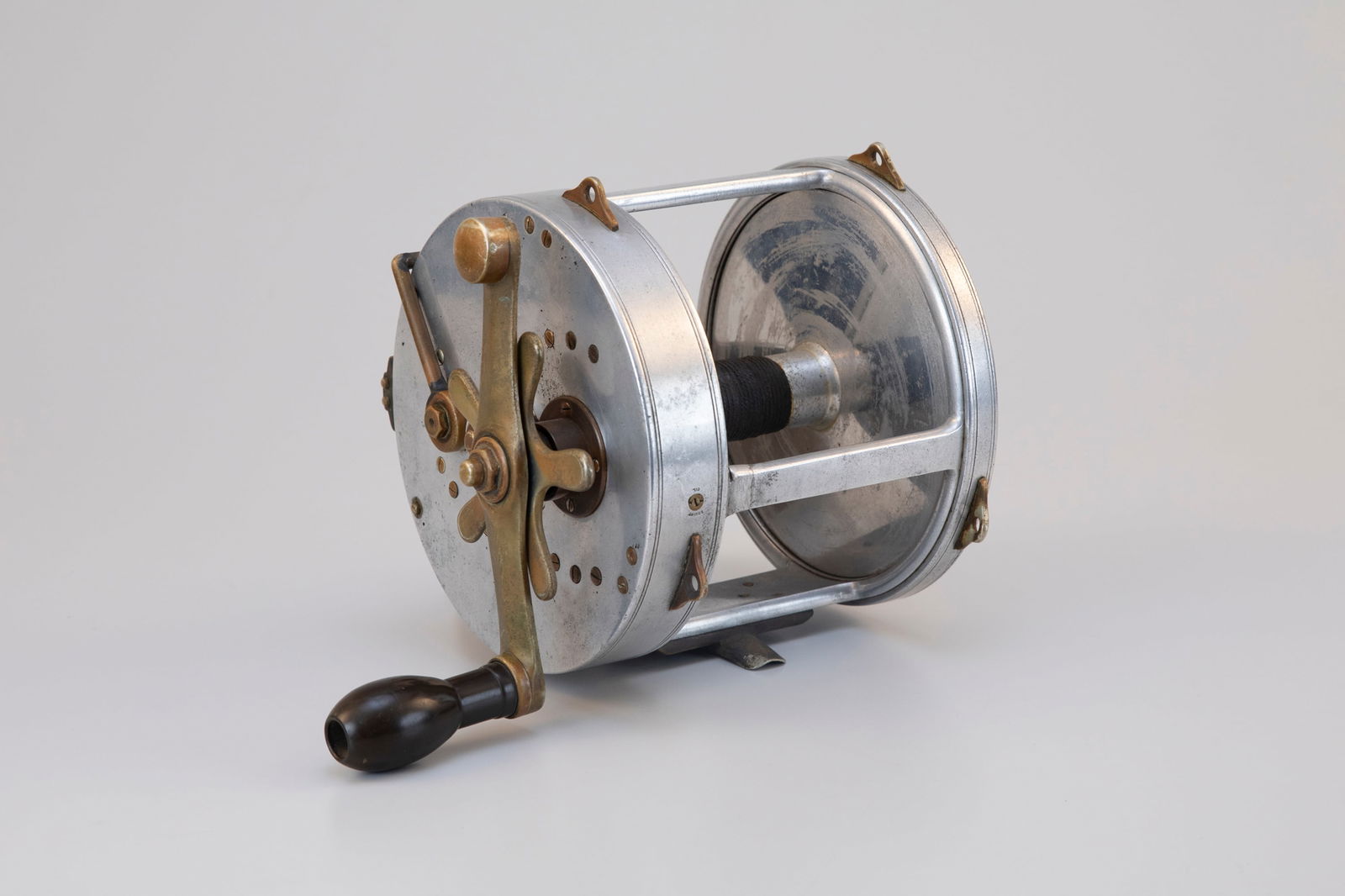 Zane Grey's 7 inch Hardy Bros. "Alma" Reel by Hardy Brothers Ltd.: Zane Grey's 7 inch Hardy Bros. "Alma" Reel Hardy Brothers Ltd. Alnwick, England 1926 or 1927 7 in. diameter Zane Grey (1872-1939) is recognized today both for his iconic portrayals of the American Wes