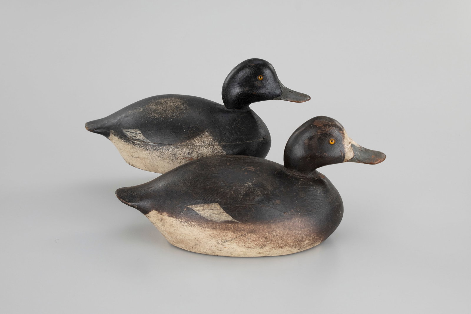 Early VL&A Premier Broadbill Pair by the Mason Decoy Factory (1896-1924) (1 of 5)