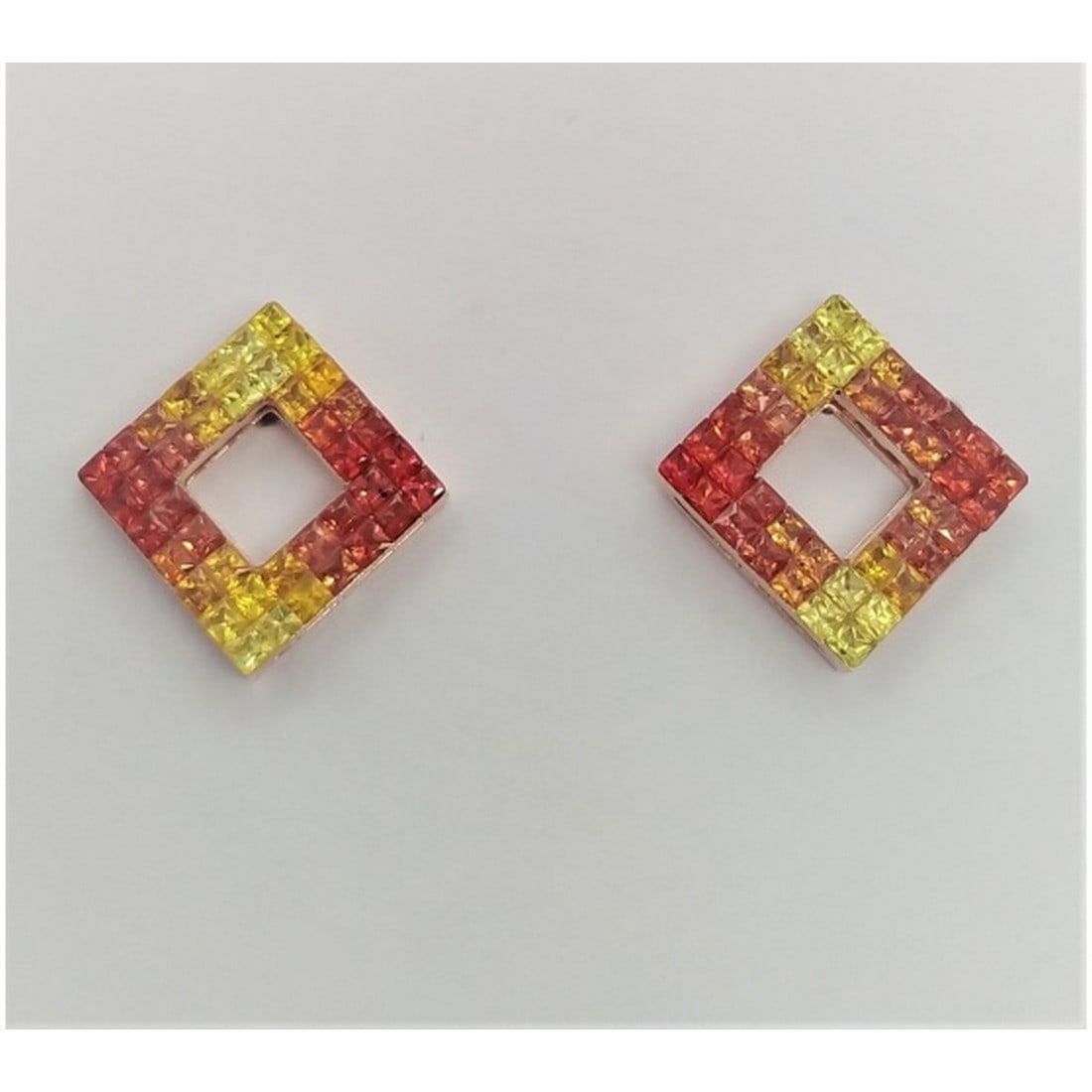 18K Pink Gold 4.20 tcw Diamonds with Natural Mix Colour Sapphire Earrings: Gold Type: 18K Pink Gold Approximate Total Gold Weight (gm): 5.70 Natural Diamond Shape(s): Princess Total Natural Diamond Weight: 4.20 carat No. of Natural Diamonds: 80 Color of Natural Dia