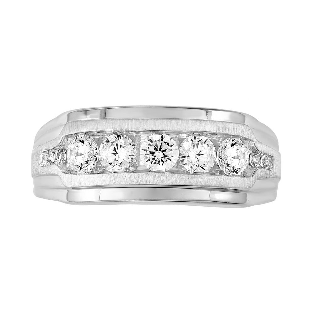 18kt White Gold .96ct Diamond Men's Band: Gold Content: 18kt White Gold Size (US): 10 Gold Weight in gram (approximate): 8.09 Shape of Diamonds: Round # of diamonds Including Center: 9 Size Range of Diamonds: 0.013-0.20ct Color Range :