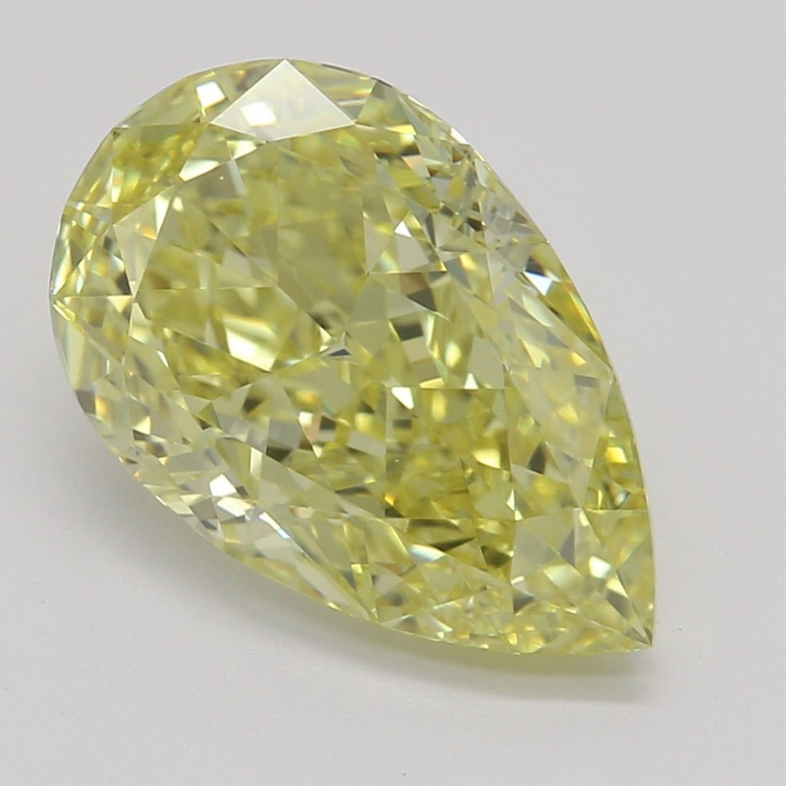 2.01 ct, Fancy Intense Yellow/VVS1, Pear cut GIA Diamond: Click here to view HD 360 Spinning Image GIA G