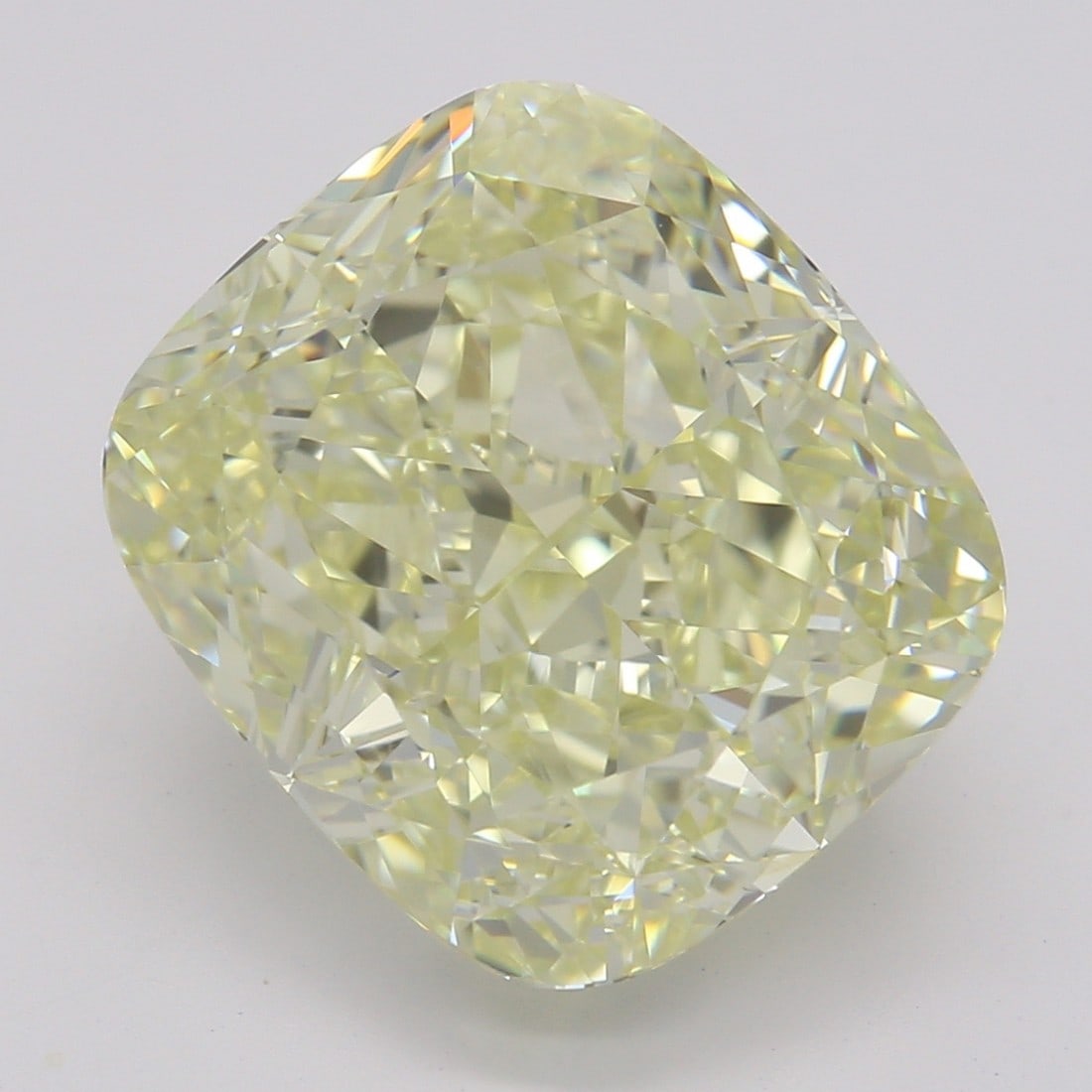 5.08 ct, Fancy Lt. Yellow/VVS1, Cushion cut GIA Diamond (1 of 6)