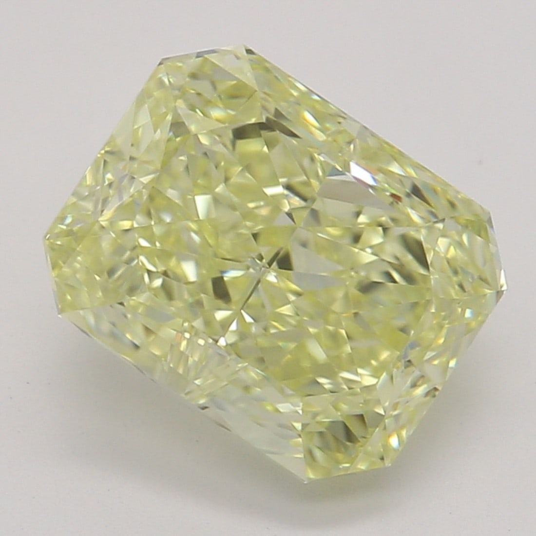 1.57 ct, Fancy Yellow/IF, Radiant cut GIA Diamond: Click here to view HD 360 Spinning Image GIA G