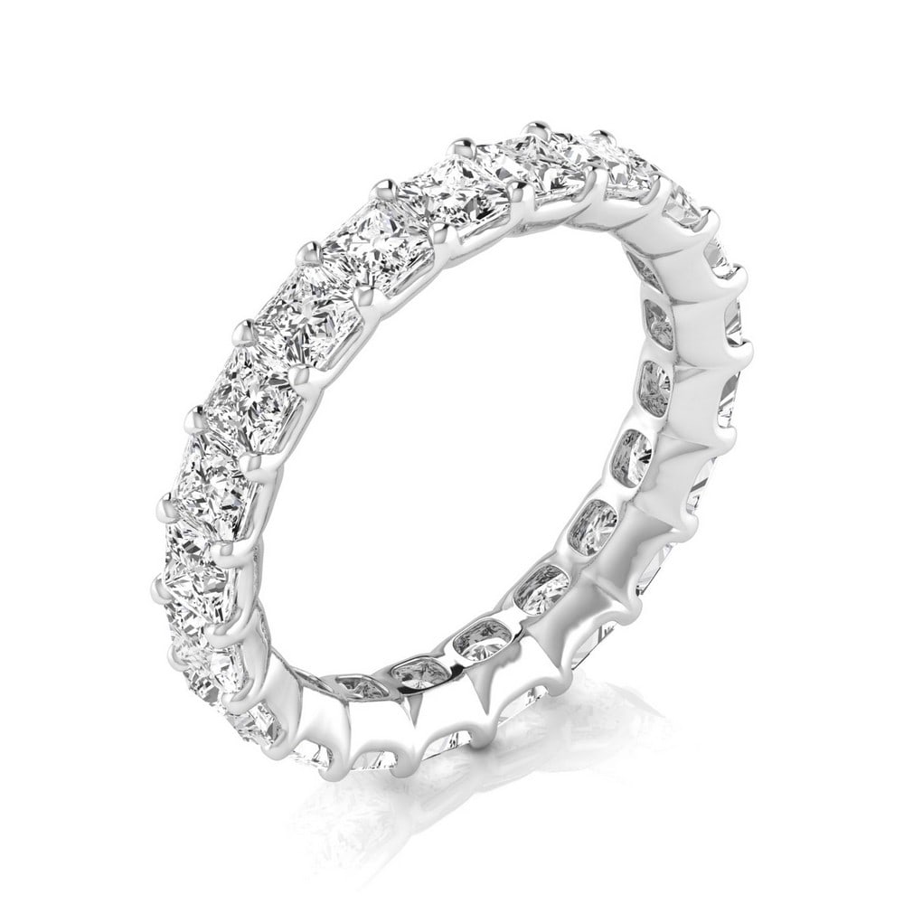 18kt White Gold Princess cut 3.99ct Diamond Eternity band: Gold Content: 18kt White Gold Size (US): 7 Gold Weight in gram (approximate): 3.33 Shape of Diamonds: Princess # of diamonds Including Center: 21 Size Range of Diamonds: 0.19-0.20ct Color Range