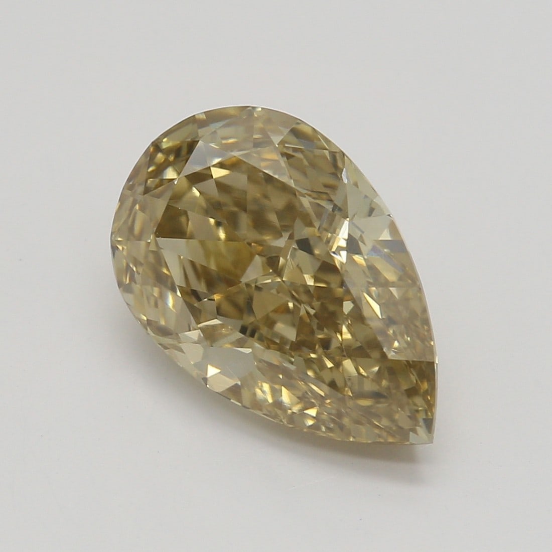 2.05 ct, Fancy Yellow Brown/VVS2, Pear cut GIA Diamond: Click here to view HD 360 Spinning Image GIA G
