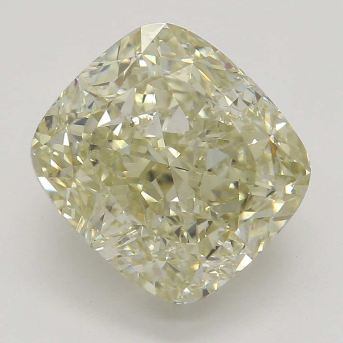 3.01 ct, Fancy Lt. Brn. Yellow/SI1, Cushion cut GIA Diamond: Click here to view HD 360 Spinning Image GIA G
